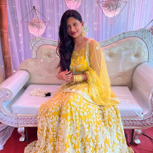 Meet your Posher, Sneha